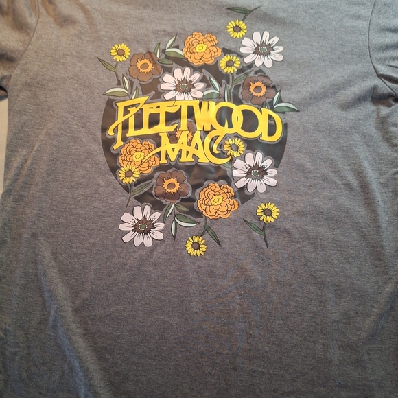 Fleetwood Mac Graphic Grey Ladies Sz M T-Shirt - Picture 3 of 6